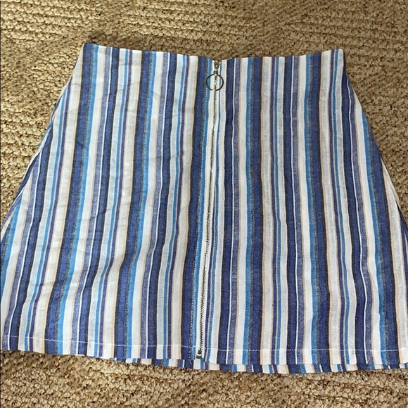SHEIN STRIPED SKIRT WITH O-RING - Picture 1 of 1